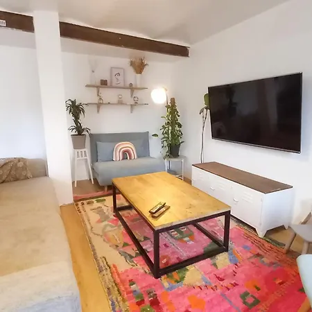 Maison Moderne Centre-ville بيت للعطل *