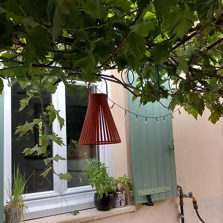 Maison Moderne Centre-ville بيت للعطل