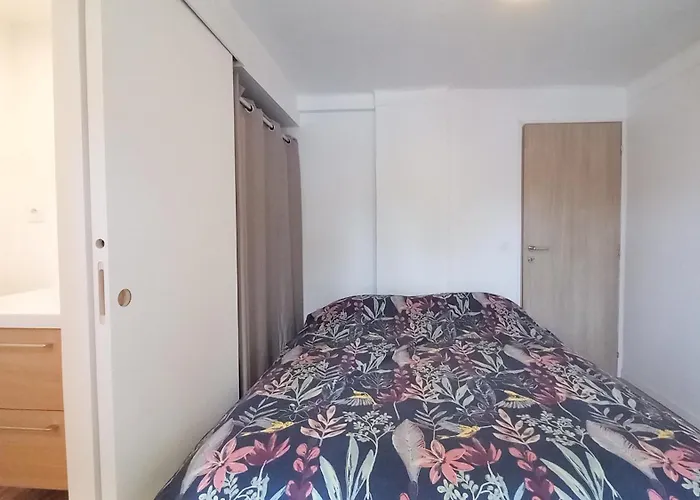 Maison Moderne Centre-ville بيت للعطل *